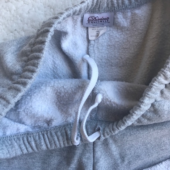 Hollywood Connection warm up shorts - Picture 5 of 6